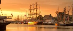 Bergen havn i solnedgang